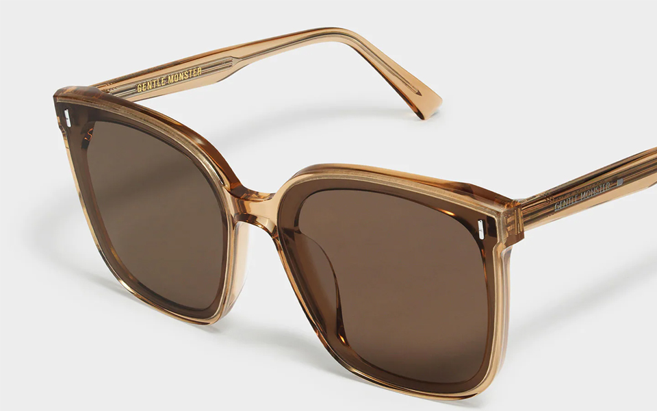 客戶的時間就(jiù)是金錢(qián)。7*24小(xiǎo)時技(jì)術(shù)支持，5*9小(xiǎo)時在線人工(gōng)服務，這僅僅隻是基本要求。如遇到(dào)緊急問題，晶威保證1小(xiǎo)時内急速響應，快速定位處理問題并同步反饋，讓客戶安心。每一(yī)次訂單結束，我們都會(huì)邀請您評價，這絕不隻是一(yī)個(gè)流程。因為(wèi)每一(yī)個(gè)滿意我們都是我們前進的信心，每一(yī)個(gè)不滿意我們都會(huì)仔細分析對話的内容，找到(dào)提升點。正是一(yī)次又(yòu)一(yī)次的自(zì)我糾錯(cuò)，造就(jiù)了98.4%的超高(gāo)客戶滿意度。